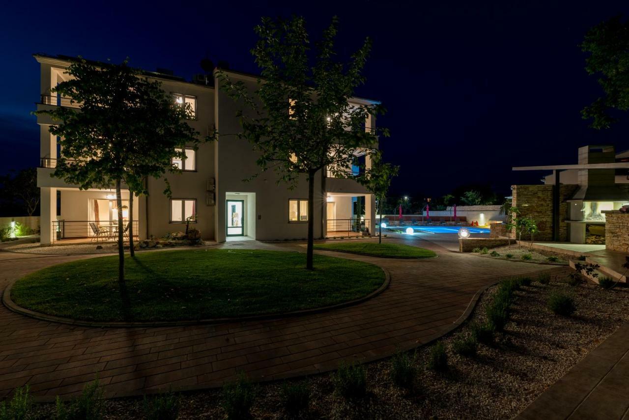 Villa Anja 1St Floor Peroj Kültér fotó