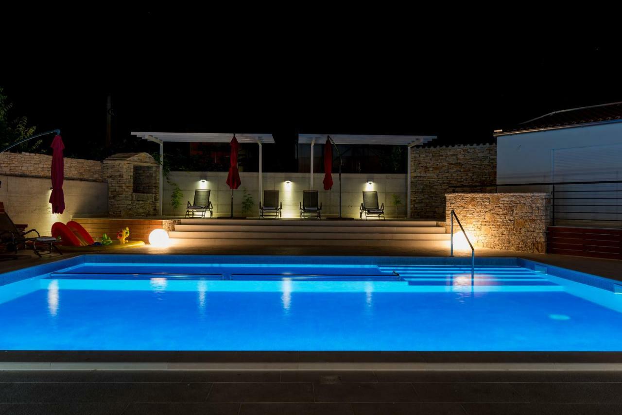 Villa Anja 1St Floor Peroj Kültér fotó
