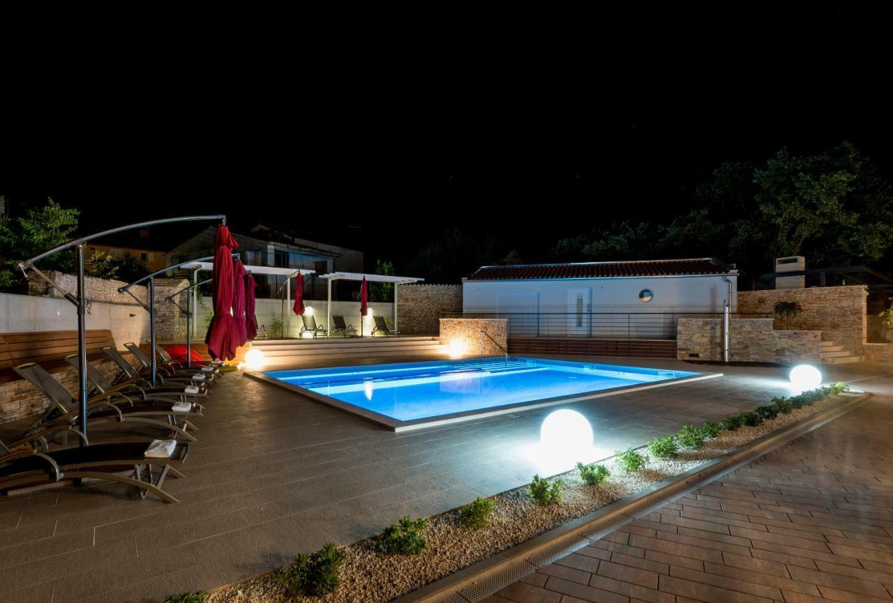 Villa Anja 1St Floor Peroj Kültér fotó