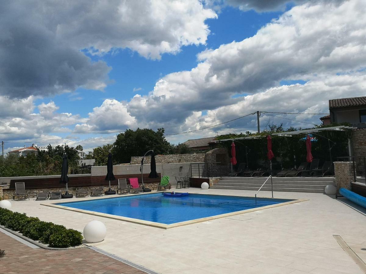Villa Anja 1St Floor Peroj Kültér fotó